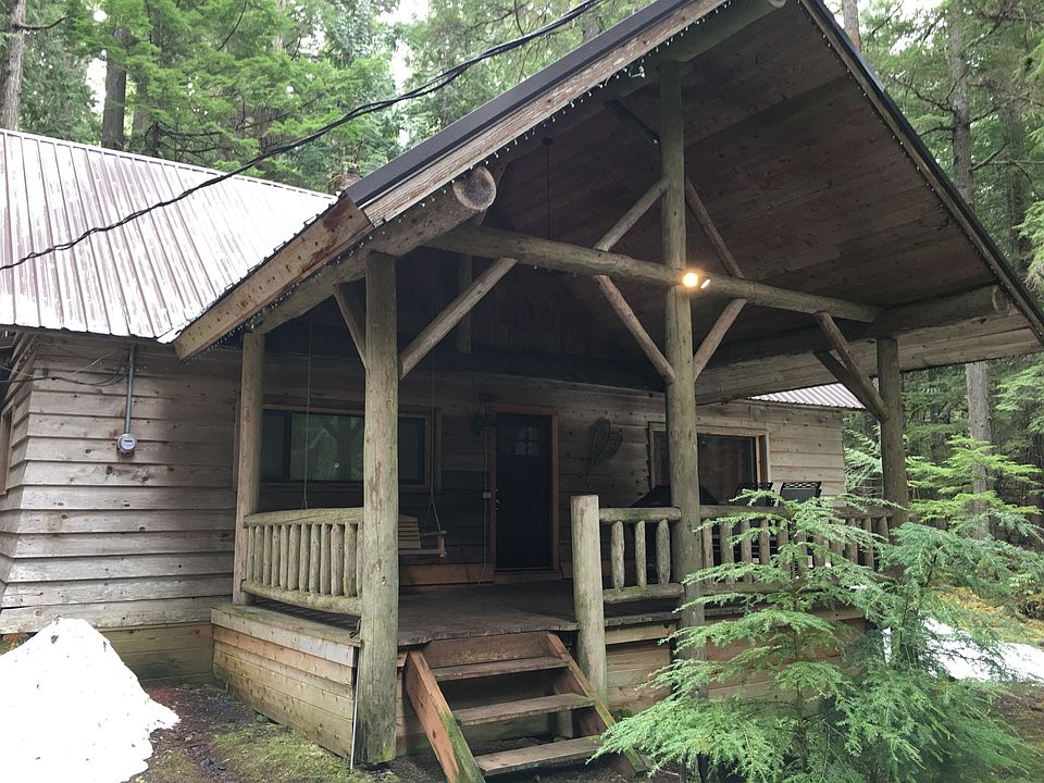 2nd image of 118 Silver Creek
