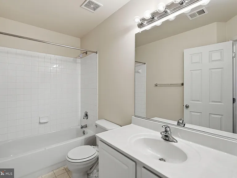 8727 Chorley Way — Photo 15