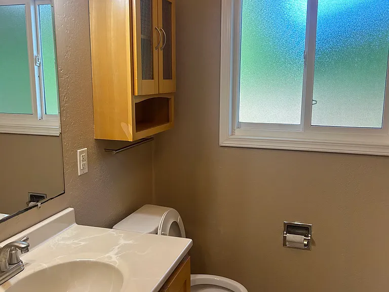 910 Oakway Dr — Photo 26
