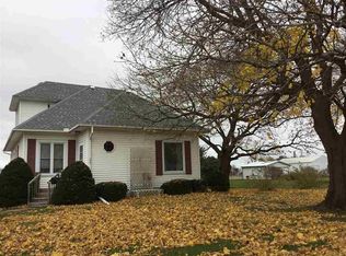 107 W 4th St, Wellsburg, IA 50680