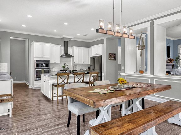 2nd image of 83 Secret River Pl