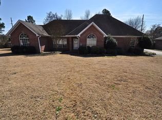 1108 S 11th St, Paragould, AR 72450