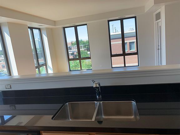 4th image of 343 W Old Town Ct APT 408
