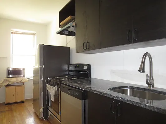 Rented by Mason Group LLC | media 7