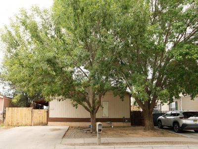 1181 Los Christantemos Dr SE, Los Lunas, NM, 87031