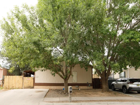 1181 Los Christantemos Dr SE, Los Lunas, NM 87031