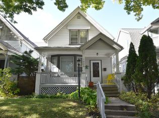 1009 S 36th St, Milwaukee, WI 53215