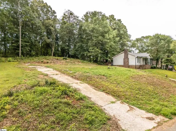 7 Debsyl Way, Greenville, SC 29611