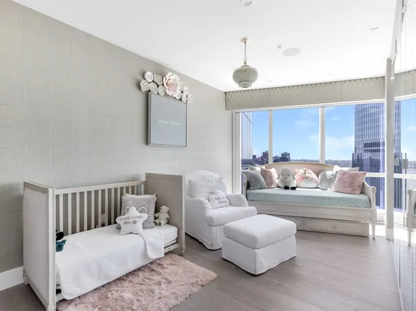 77 Hudson Street image 22 of 35