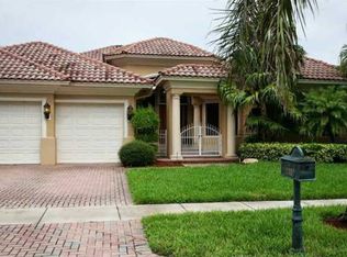 139 Swan Ave, Plantation, FL 33324