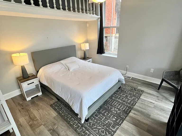 2142 Saint James Ave #1 — Photo 10