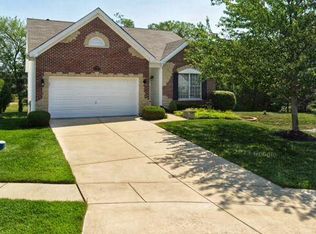 734 River Glen Dr, O'Fallon, MO 63368