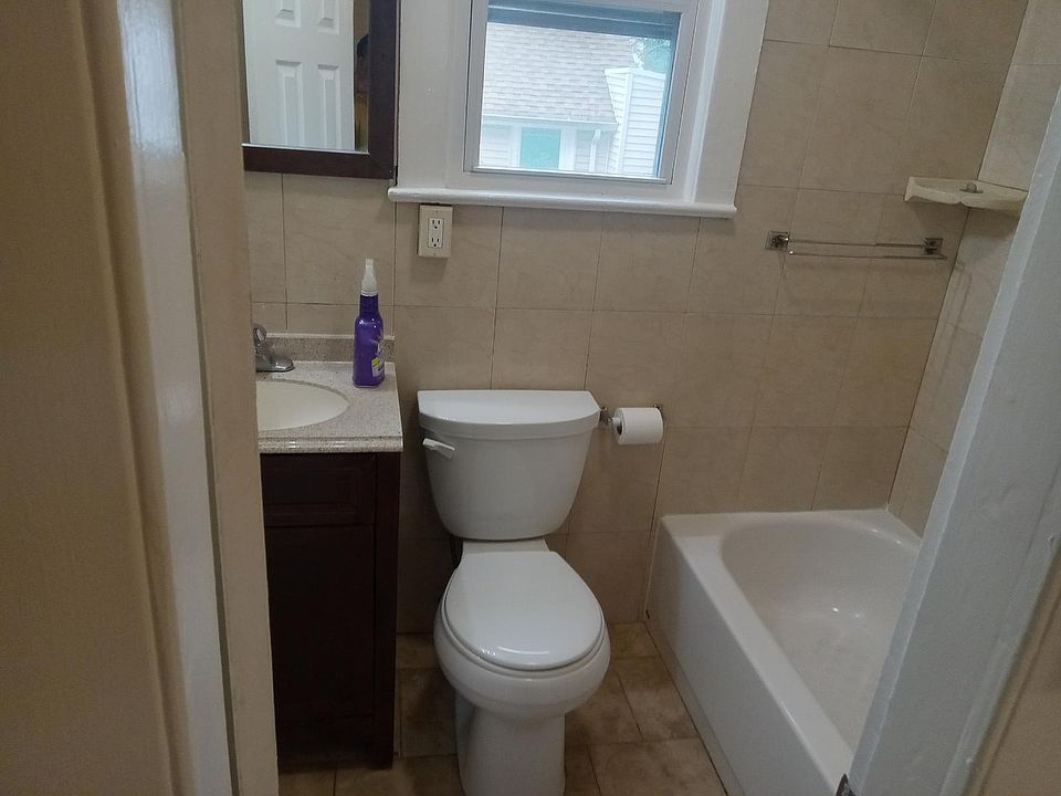 1st image of 591 Nassau St