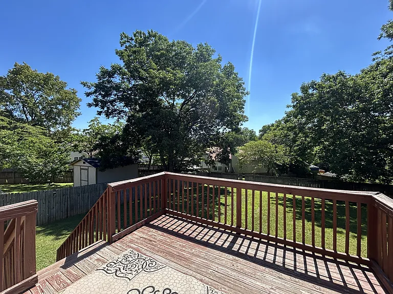 808 Leigh Ann Dr — Photo 20