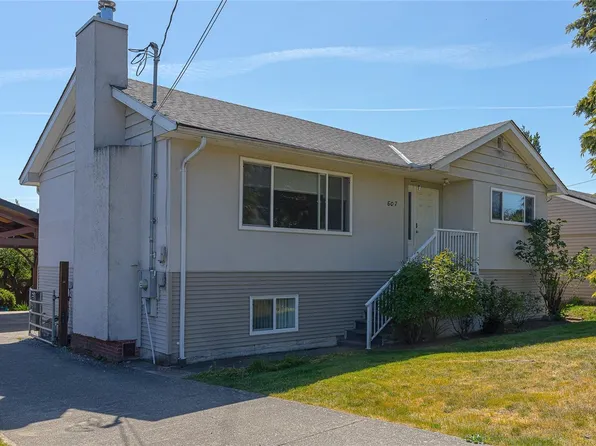 607 5th St, Nanaimo, BC V9R 1P7