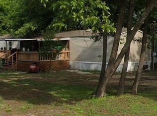 229 N 2nd St, Walnut Springs, TX 76690