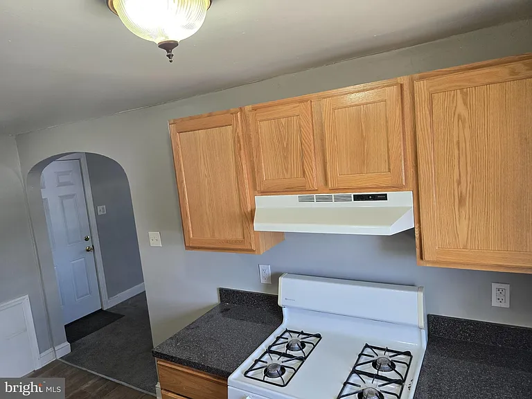7504 Greenhill Rd #2 — Photo 4