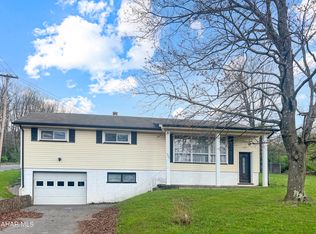 215 Dale Cir, Altoona, PA