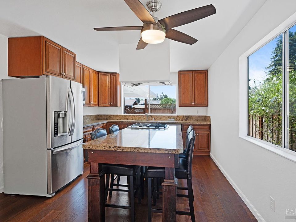 2nd image of 1316 Garmont Court