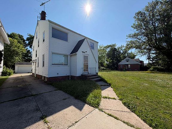 2nd image of 1482 Dille Rd #2