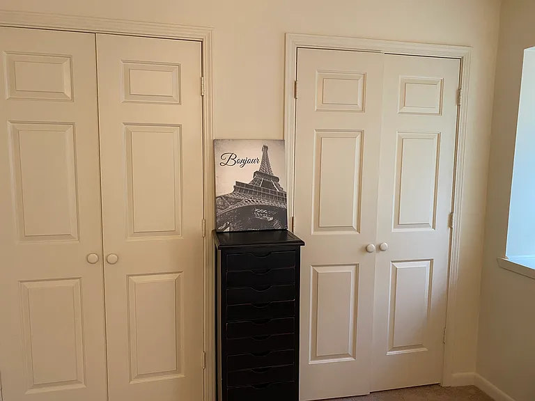 101 Michael Dr #101 — Photo 5
