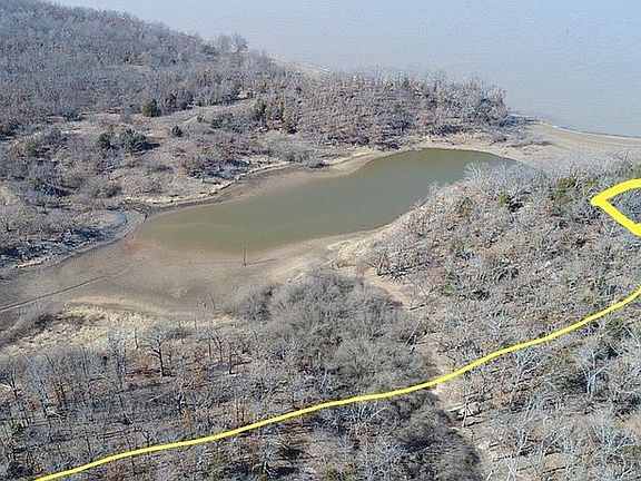 Approximate property line