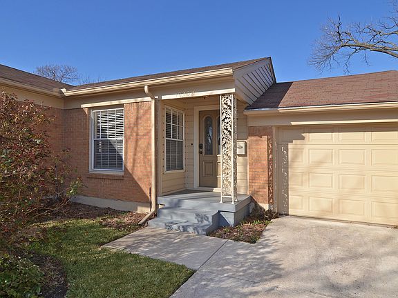 2nd image of 10209 Northlake Dr