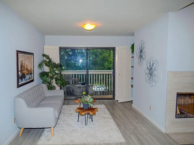 217 Ada Ave #3 — Photo 8