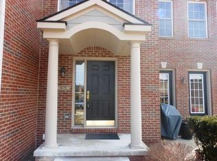 5679 Hampshire Ln, Ypsilanti, MI 48197