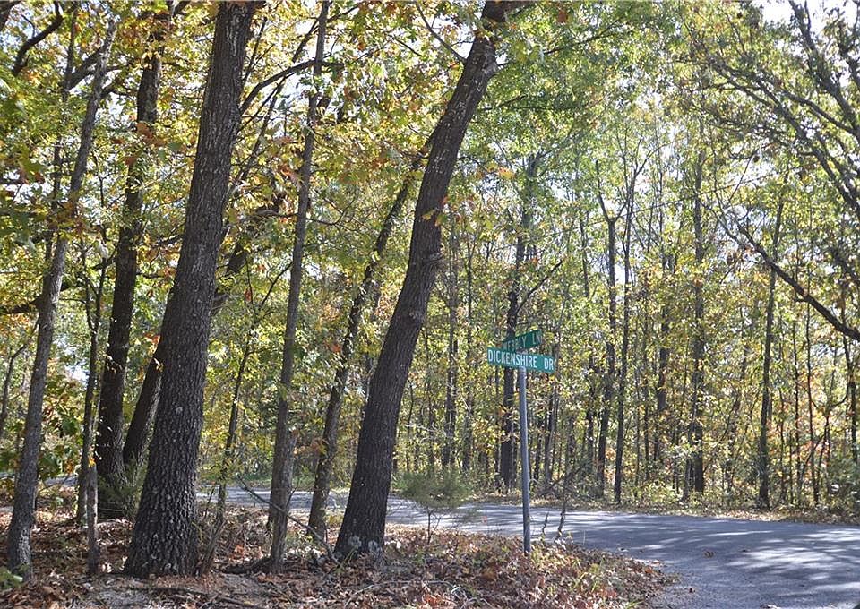 1st image of Dickenshire Dr