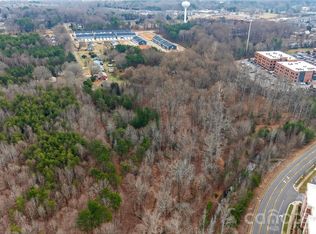 151 Crossrail Rd, Mooresville, NC 28115