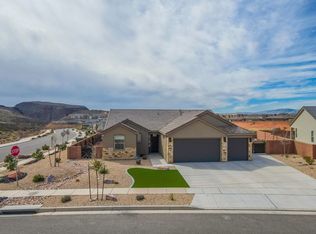 399 N Sage Grouse Dr, Washington, UT 84780