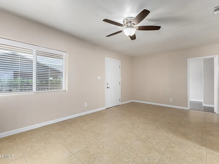 12817 W Cottonwood St #1 — Photo 4