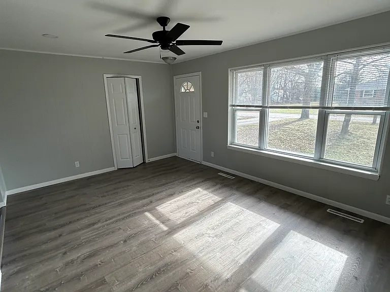 60 Jennings Rd — Photo 6