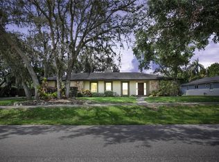 1642 Wind Drift Rd, Belle Isle, FL 32809