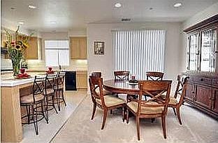 Kitchen & Dining space
