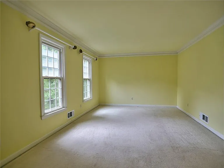 2101 Mark Hall Ct NE — Photo 5