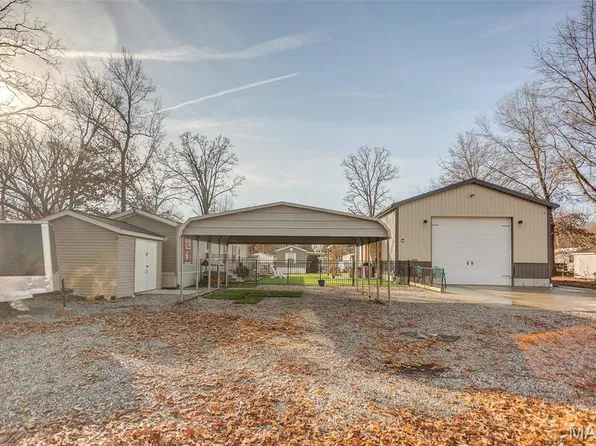 19508 Timber Ln, Carlyle, IL 62231