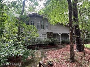 113 Campfire Cir, Brandon, MS 39047