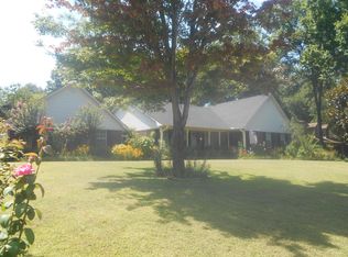 119 Russell Ln, Pontotoc, MS 38863