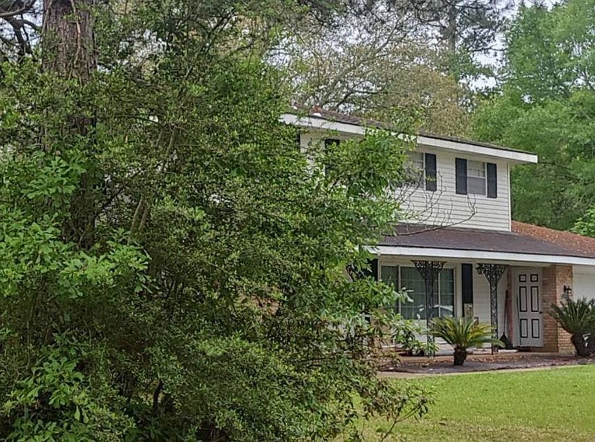 2nd image of 585 Marilyn Dr
