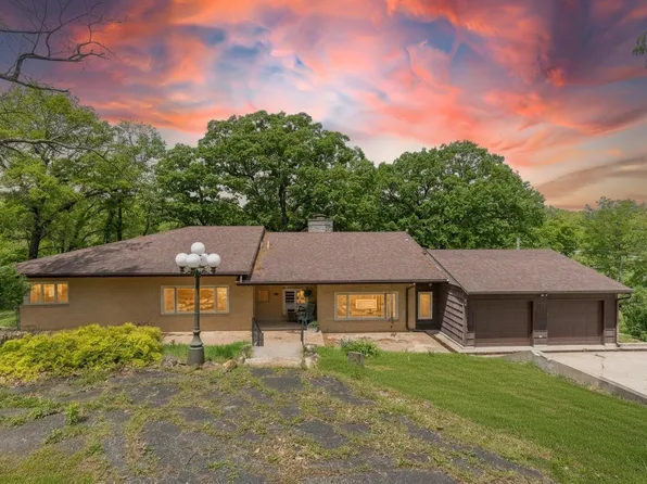 1 Stone Ave, Moberly, MO 65270