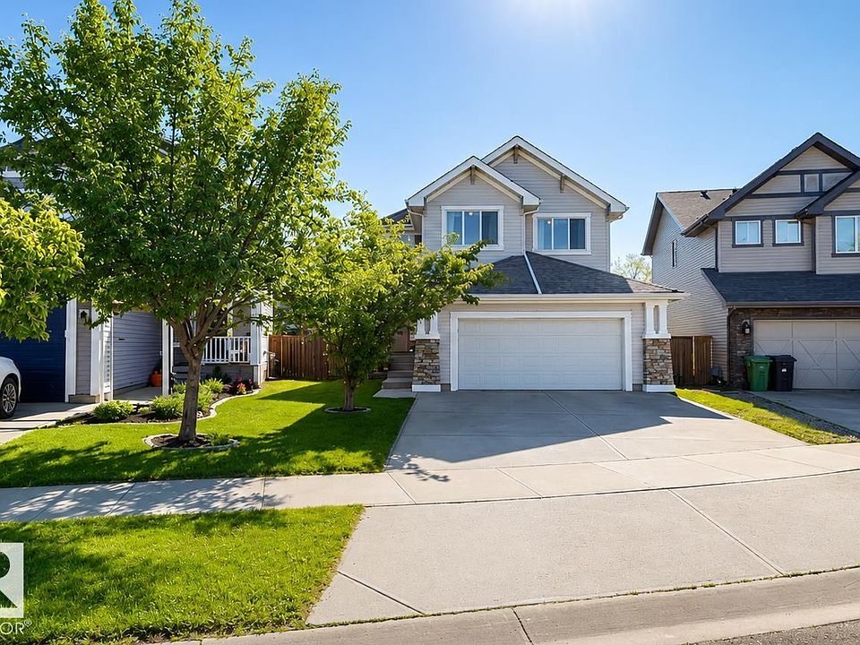 1st image of 112 Becker Cres