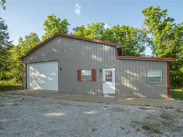 22521 Buck Run Pl, Perry, MO 63462