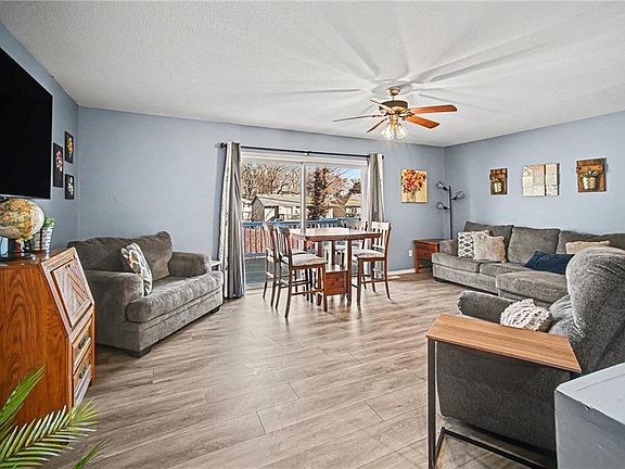 5th image of 4824 NE 47th St