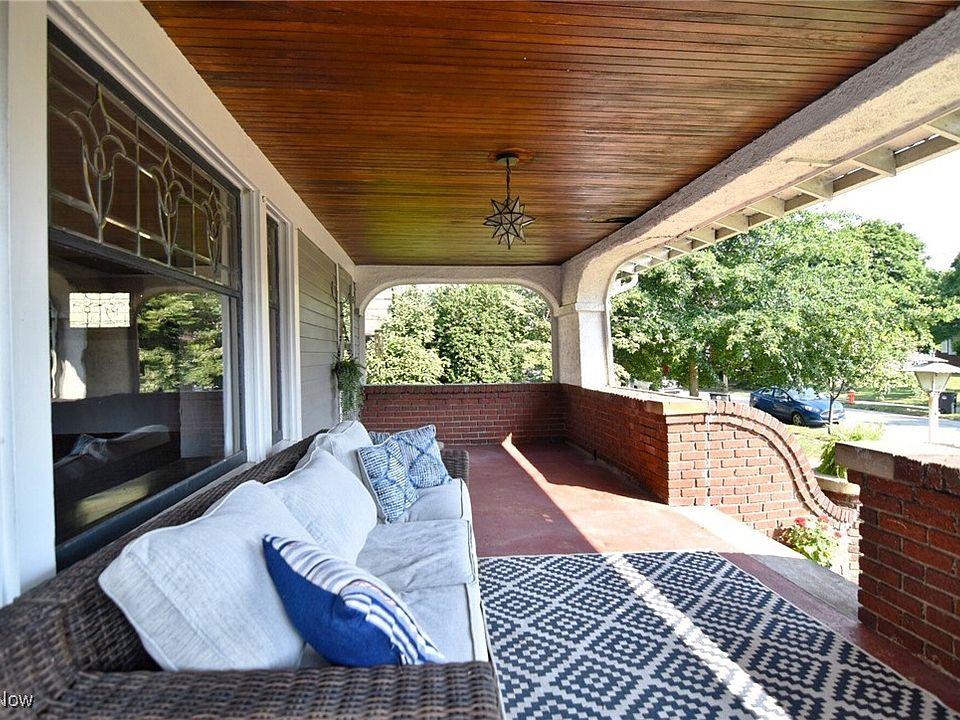 17930 Rosecliff Rd, Cleveland, OH 44119 | MLS #5142236 | Zillow