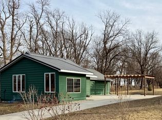 621 2nd St, Garvin, MN 56132