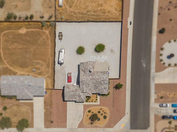 4th image of 21147 Reliance Dr