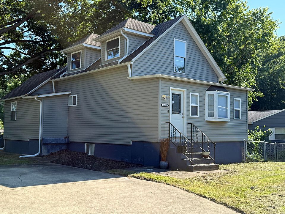 1st image of 2101 Greenwood Ave