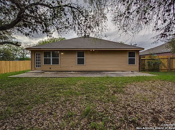 5th image of 8407 Oak Br